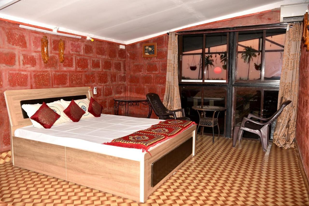 Turtle Beach House Vengurla Bagian luar foto